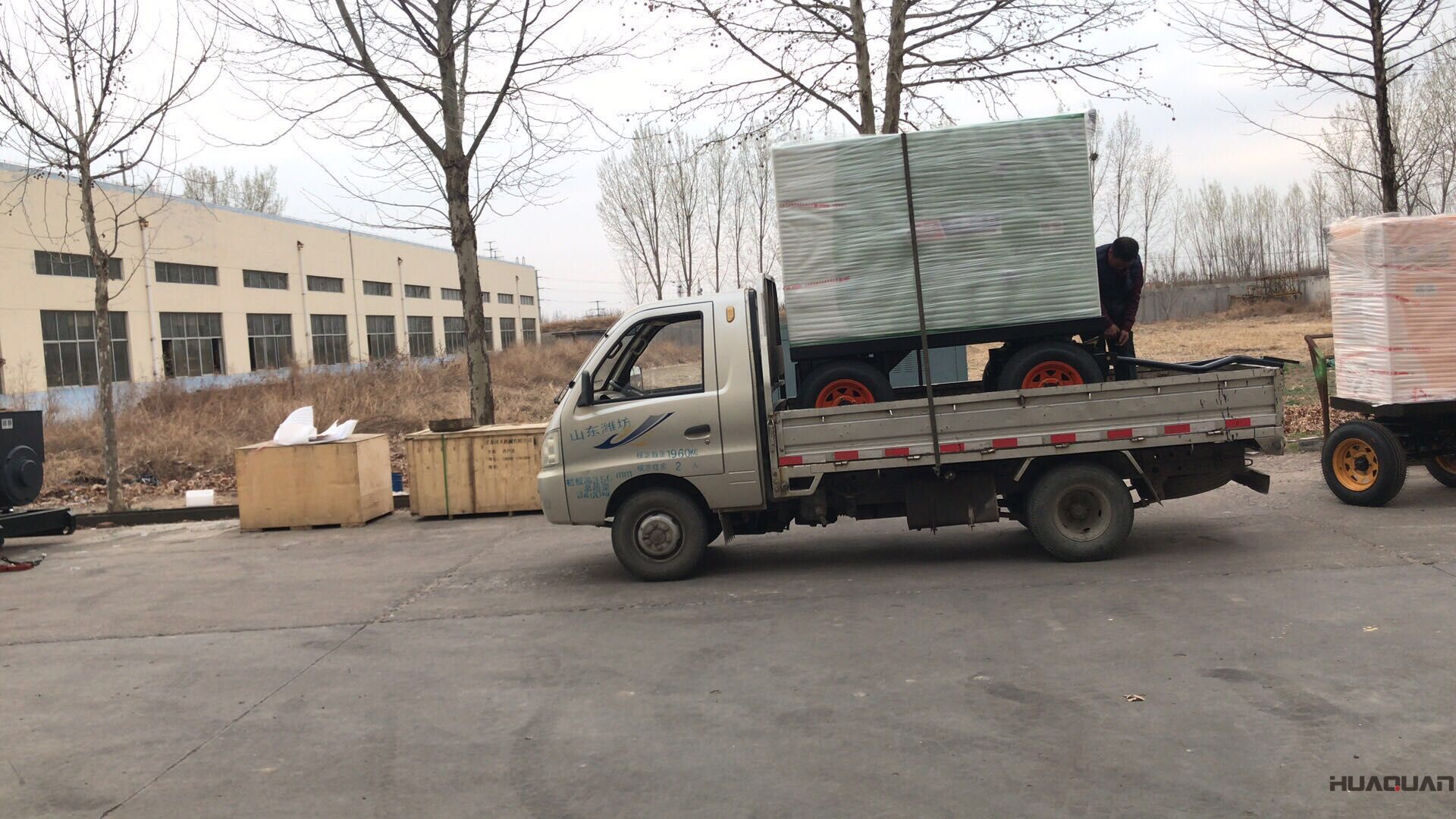 2018年4月9日華全動(dòng)力120kw立柜自動(dòng)化柴油發(fā)電機(jī)組發(fā)貨了