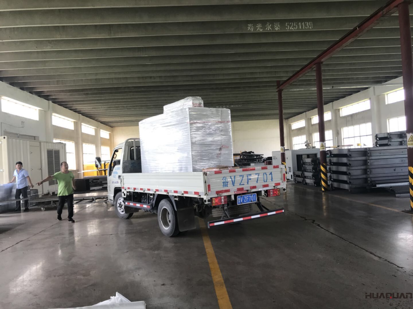 一臺HQ100GF靜音箱型柴油發電機組于7月21號發往山東