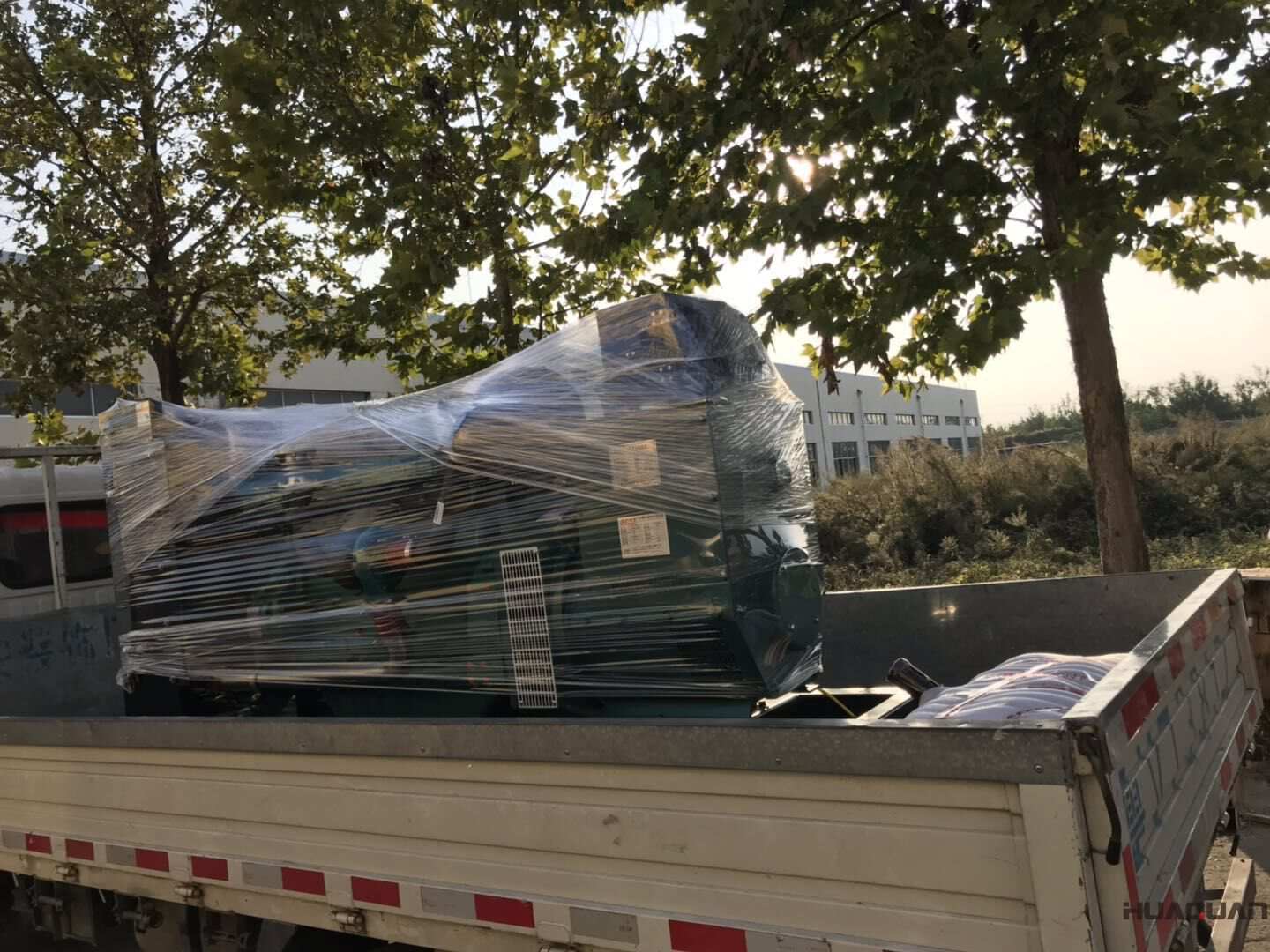 發貨了！10月12日兩臺80kw標配型柴油發電機組已發往四川