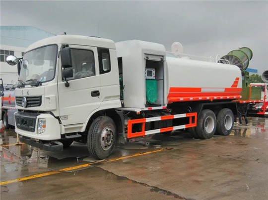 新品下線！華全110千瓦霧炮車專用燃氣發(fā)電機組已發(fā)貨