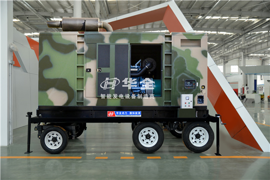 改款升級!華全200kw靜音發(fā)電機(jī)組專用六輪移動拖車介紹
